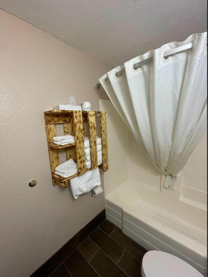Glendive Lodge Luaran gambar